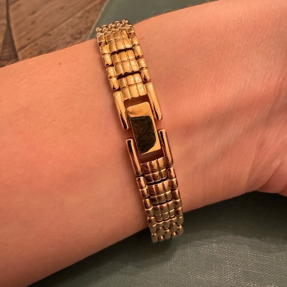 Vintage Two Tone Black & Gold Armitron Diamond Now Ladies Watch- Works! - Picture 12 of 13